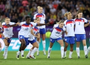 华体会官网入口-女足欧洲杯决赛-120分钟1-1英格兰点球3-1西班牙卫冕的简单介绍