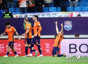 华体会网址-中超赛场战火连天，顶级强队纷纷交锋