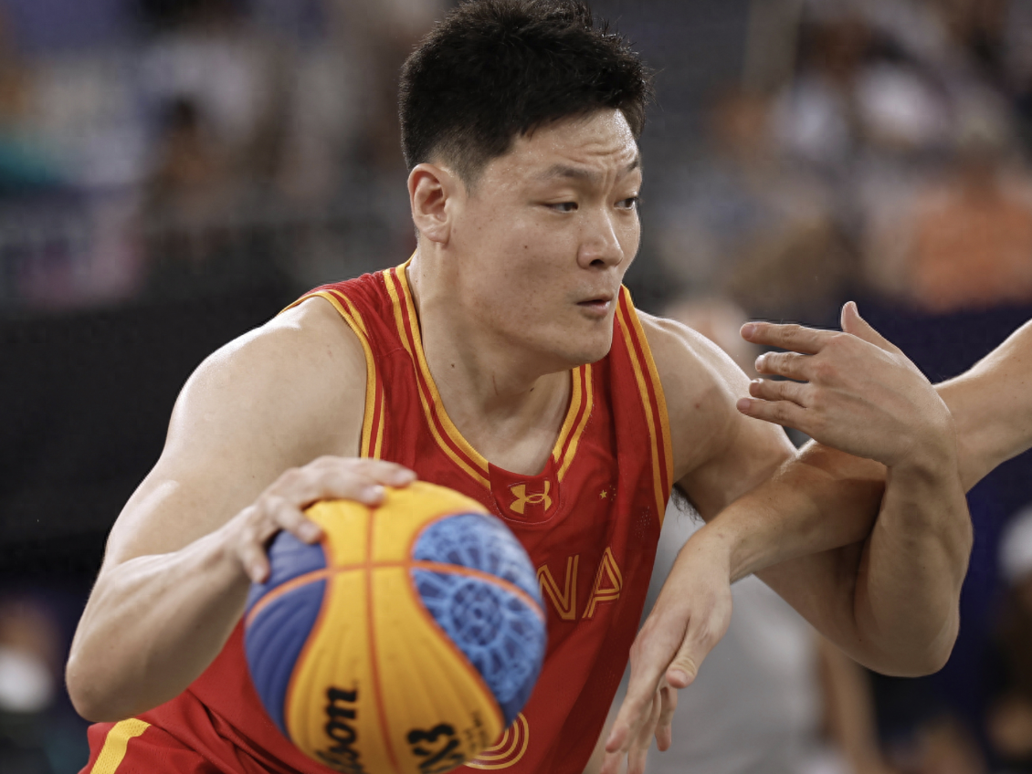 给力！中国三人男篮力克世界第1张宁独揽11分的简单介绍
