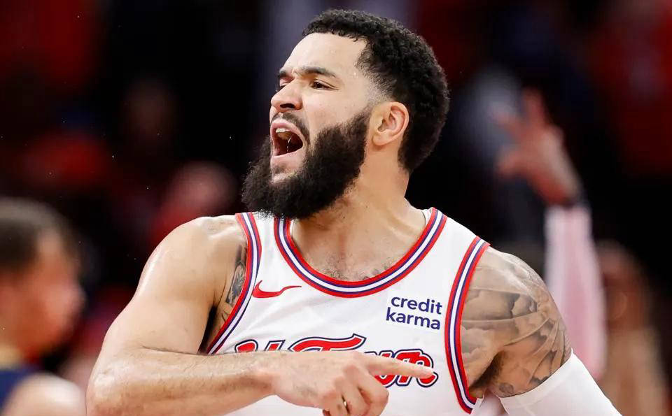 Shams：火箭与中锋亚当斯达成3年3900万美元续约合同的简单介绍