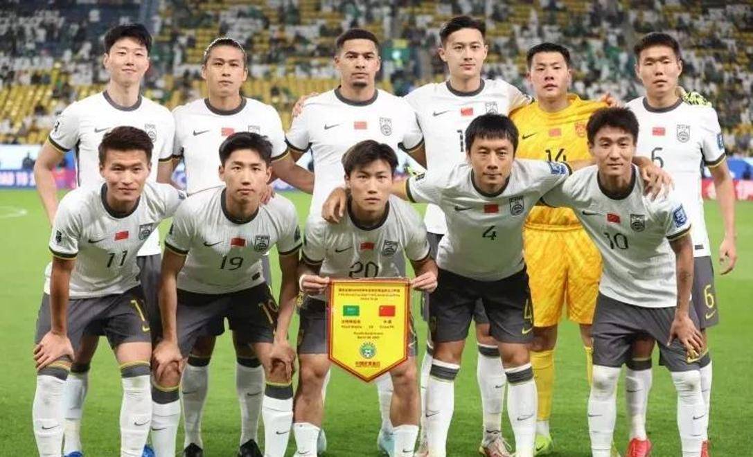 中国vs中国香港：塞尔吉尼奥、王钰栋首发，徐新、吾米提江出战的简单介绍