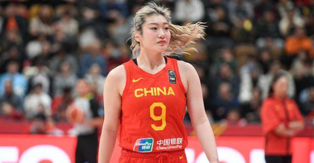22年女篮世界杯回顾：李梦23分，中国胜法国进入半决赛的简单介绍